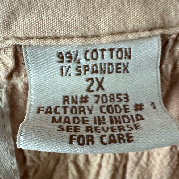 Andrew & Co Crinkle Button Down Tan Shirt, Size 2X - Picture 3 of 8